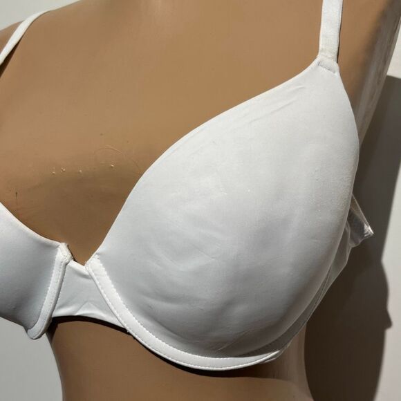 PINK Victoria's Secret White Wear Everywhere Push Up T-Shirt Bra Size 38C - Picture 3 of 7